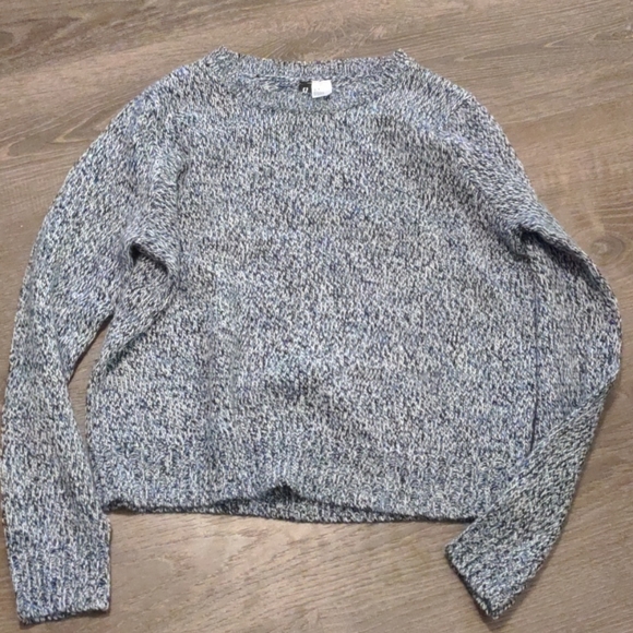Sweaters - ⭐ 5 for$25⭐
